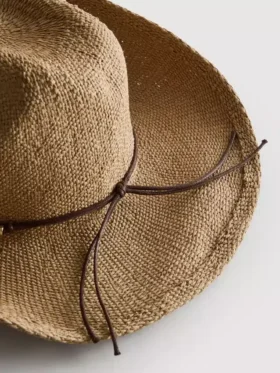 Cowboyhoed van stro met rand