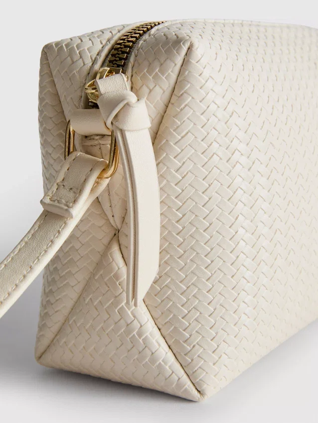 Crossbodytas met geweven effect