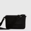Crossbodytas met klep