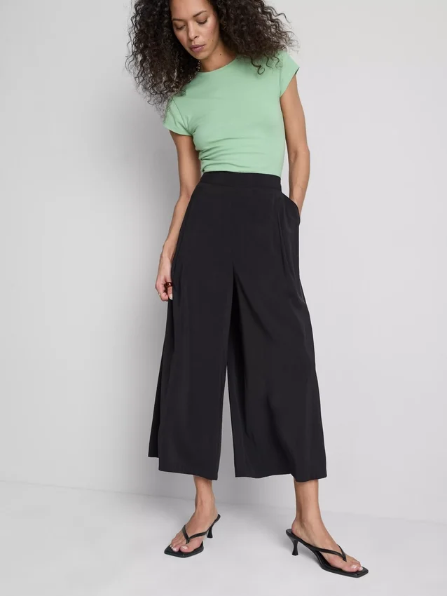 Culottebroek met middelhoge taille en wijde pijpen