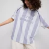 De Primark-scène | gestreept voetbalshirt van Olivia Rodrigo