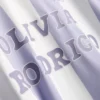 De Primark-scène | gestreept voetbalshirt van Olivia Rodrigo
