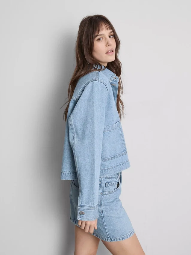 Denimjasje met katoenen opgestikte zak