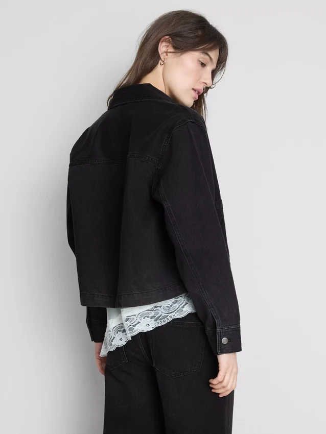 Denimjasje met katoenen opgestikte zak