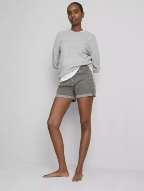 Denimshort met middelhoge taille en omgeslagen zoom