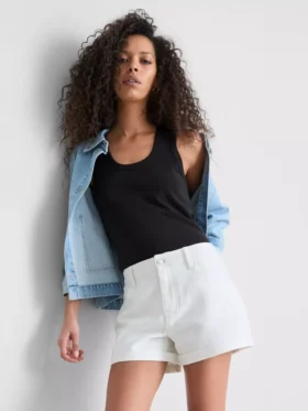 Denimshort met middelhoge taille en omgeslagen zoom