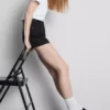 Denimshort met middelhoge taille en omgeslagen zoom