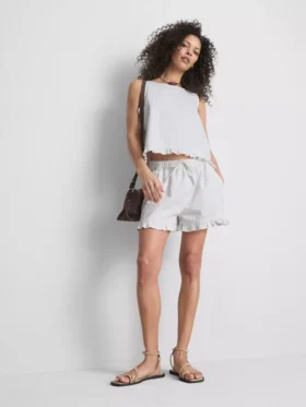 Denimshort met ruches aan de zoom