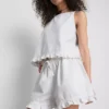 Denimshort met ruches aan de zoom