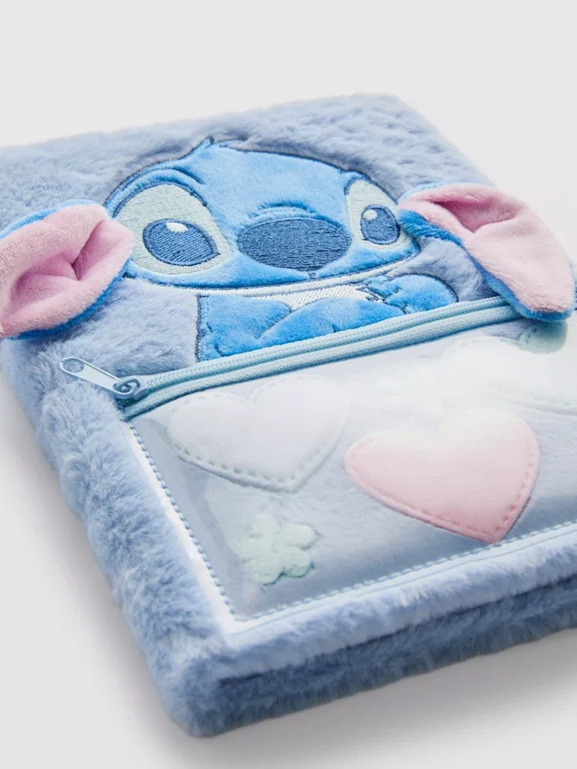 Disney's Stitch-agenda met zachte kaft