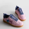 Disney's Stitch-sneakers met rubberen zool