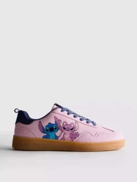 Disney’s Stitch-sneakers met rubberen zool