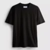 Een T-shirt met normale pasvorm, korte mouwen en een ronde hals