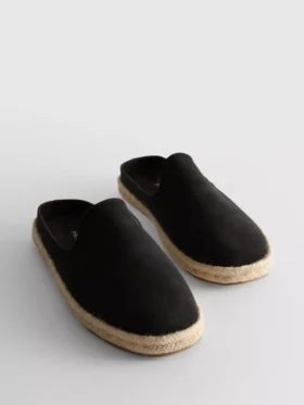Espadrille-muiltjes om gewoon in te stappen