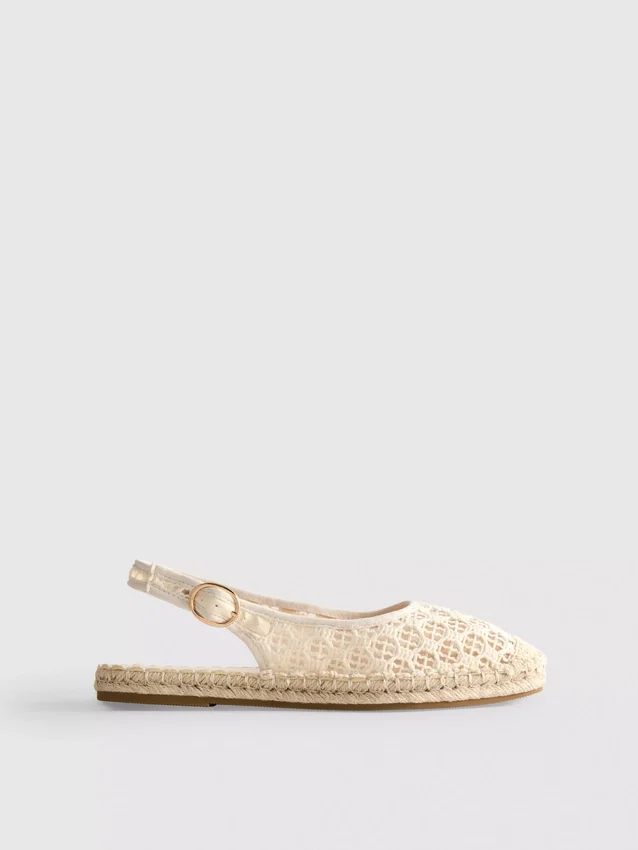 Espadrilles met slingback-bandjes