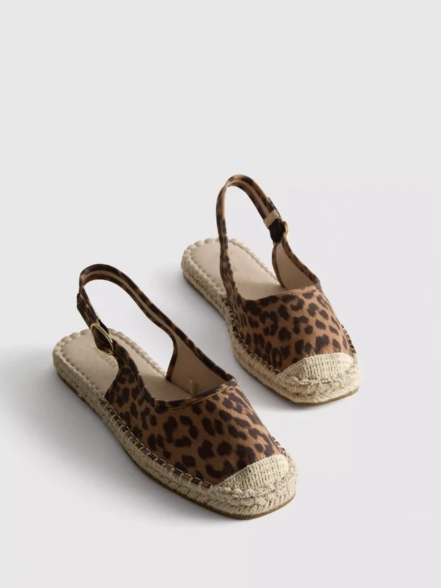 Espadrilles met slingback-bandjes