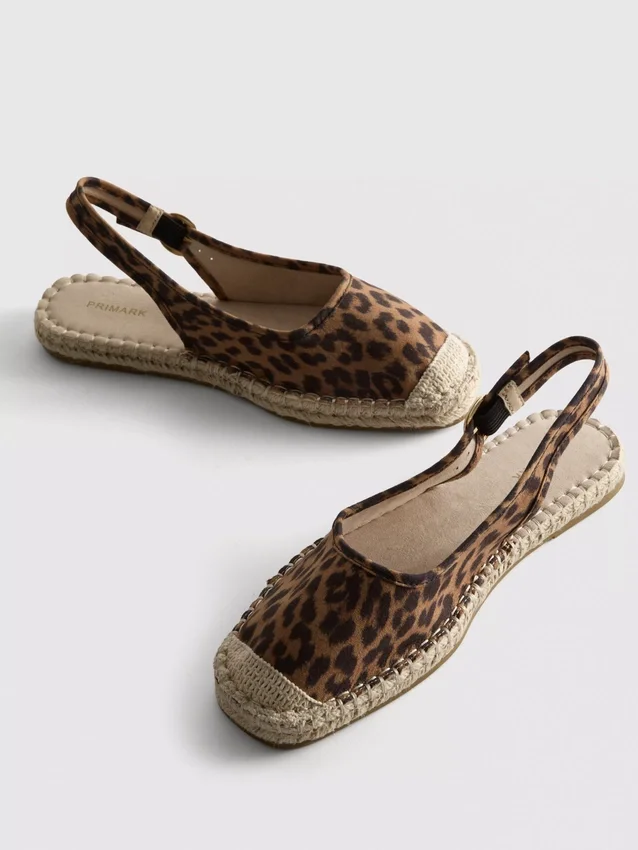 Espadrilles met slingback-bandjes
