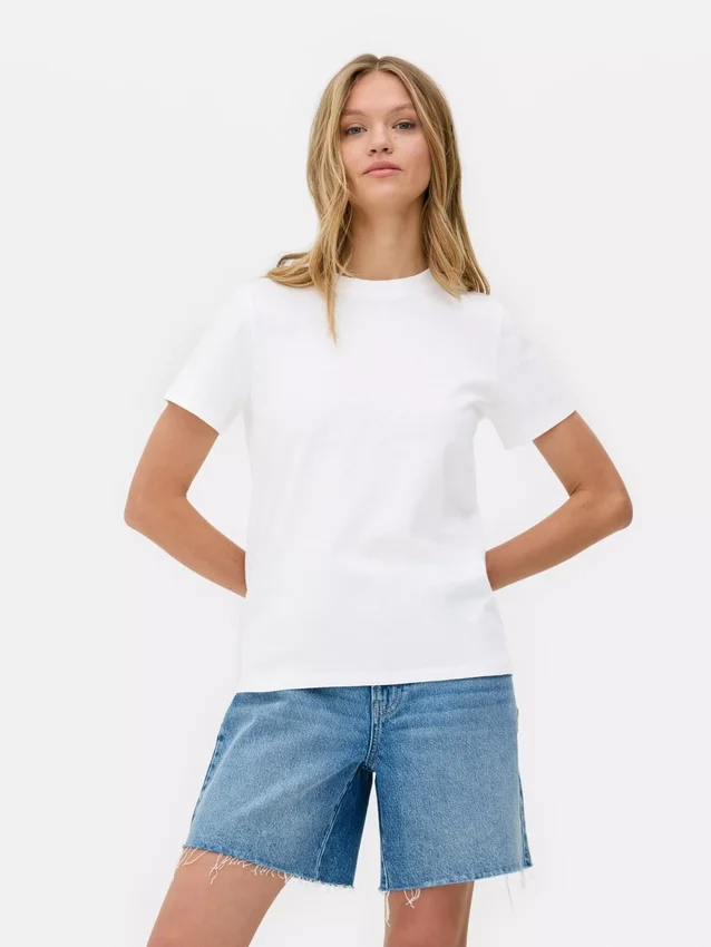 Essentieel T-shirt met korte mouwen en ronde hals