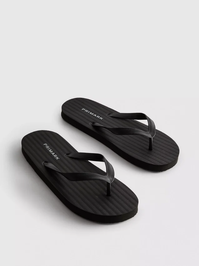 Essentiële teenslippers