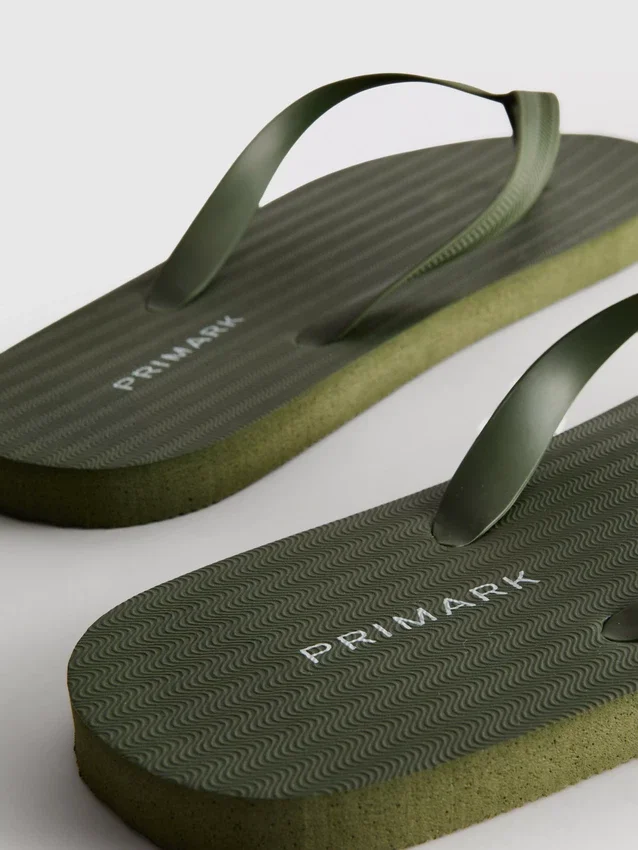 Essentiële teenslippers