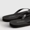 Essentiële teenslippers