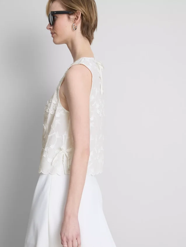 Geborduurde bloemen-tanktop met strik