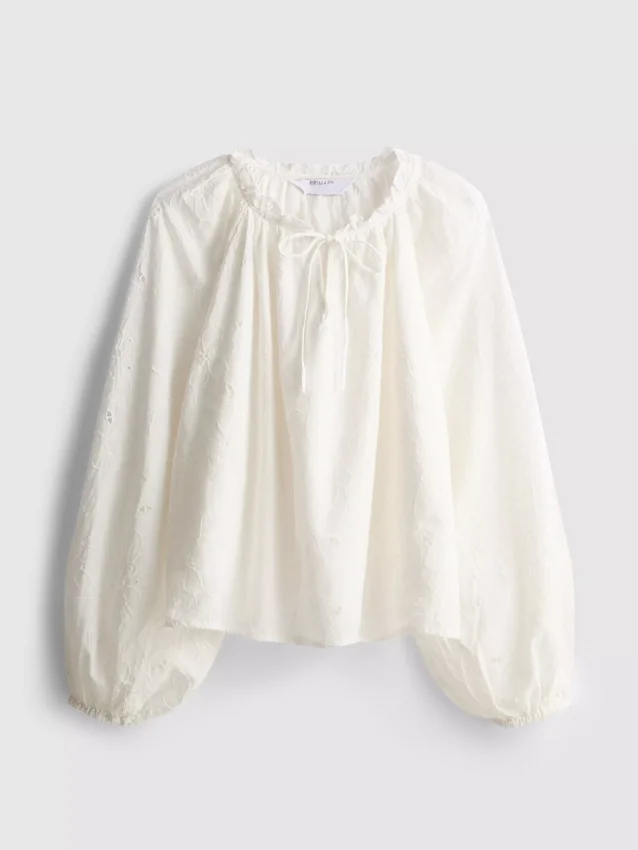 Geborduurde blouse met ballonmouwen