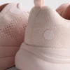 Gebreide sneakers met veters