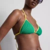 Gekreukelde contrasterende driehoekige bikinitop