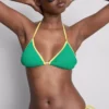 Gekreukelde contrasterende driehoekige bikinitop