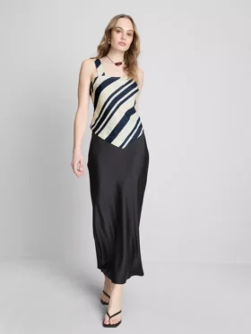 Gestreepte blouse met puntige zoom