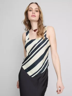 Gestreepte blouse met puntige zoom