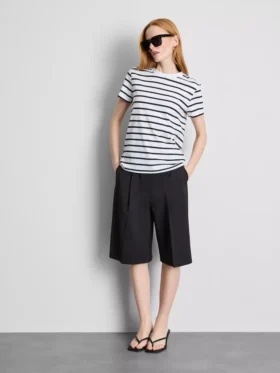 Gestreepte T-shirt met ronde hals en korte mouwen