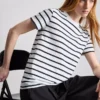 Gestreepte T-shirt met ronde hals en korte mouwen