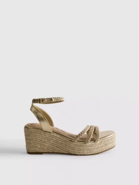 Gevlochten sandalen met sleehak