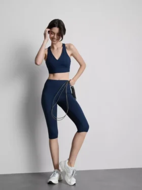 Hooggetailleerde, soepele, ondersteunende sportcapri-legging