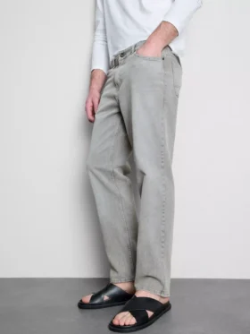 Jeans met rechte pijpen en middelhoge taille