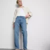 Jeans met rechte pijpen en middelhoge taille