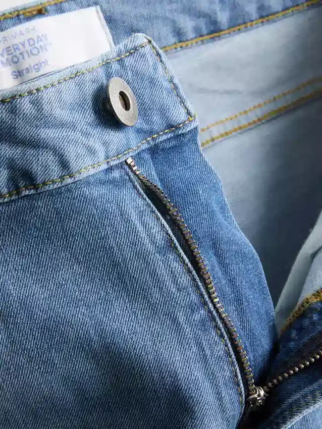 Jeans met rechte pijpen en middelhoge taille
