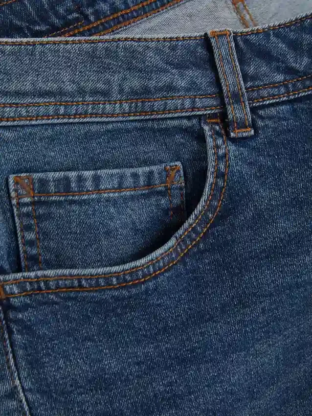 Jeans met rechte pijpen en middelhoge taille