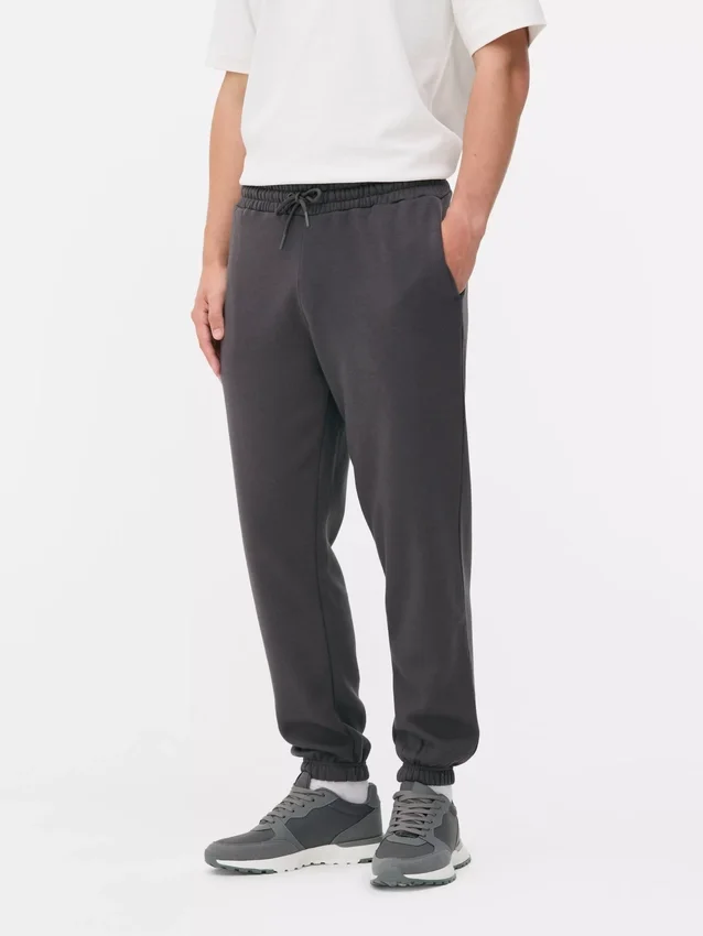 Joggingbroek met elastische tailleband en omgeslagen boorden