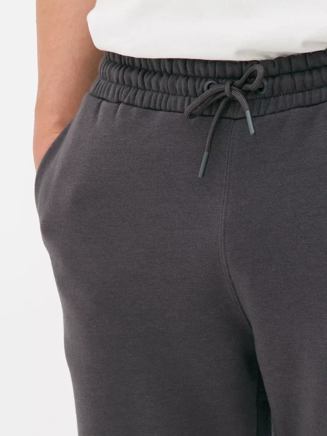 Joggingbroek met elastische tailleband en omgeslagen boorden