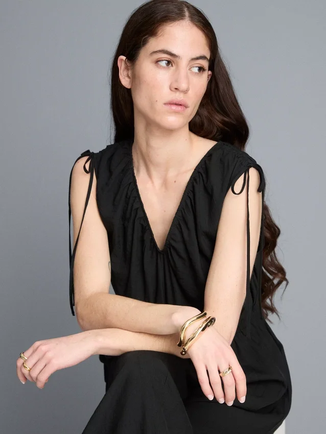 Jumpsuit met V-hals en ballonpijpen