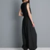 Jumpsuit met V-hals en ballonpijpen