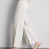 Katoenen denim jeans met middelhoge taille en wijde pijpen