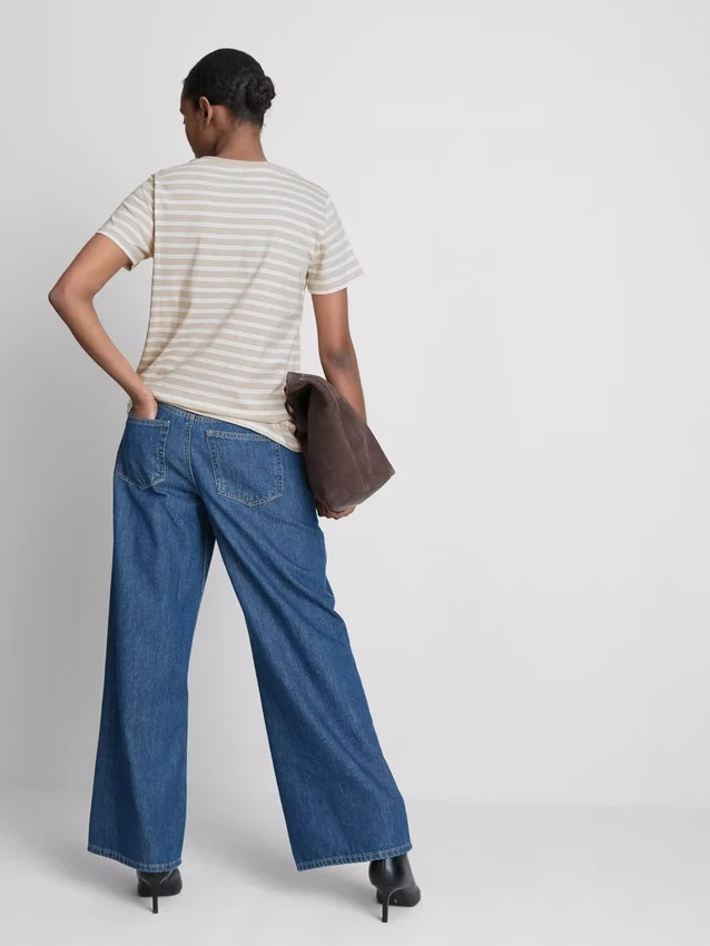 Katoenen gestreept T-shirt met V-hals