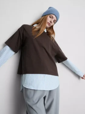 Katoenen T-shirt met ronde hals en boxy pasvorm