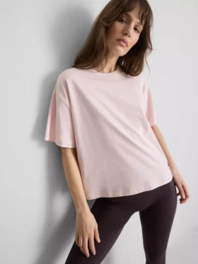 Katoenen T-shirt met ronde hals en boxy pasvorm