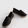 Klassieke espadrilles van canvas
