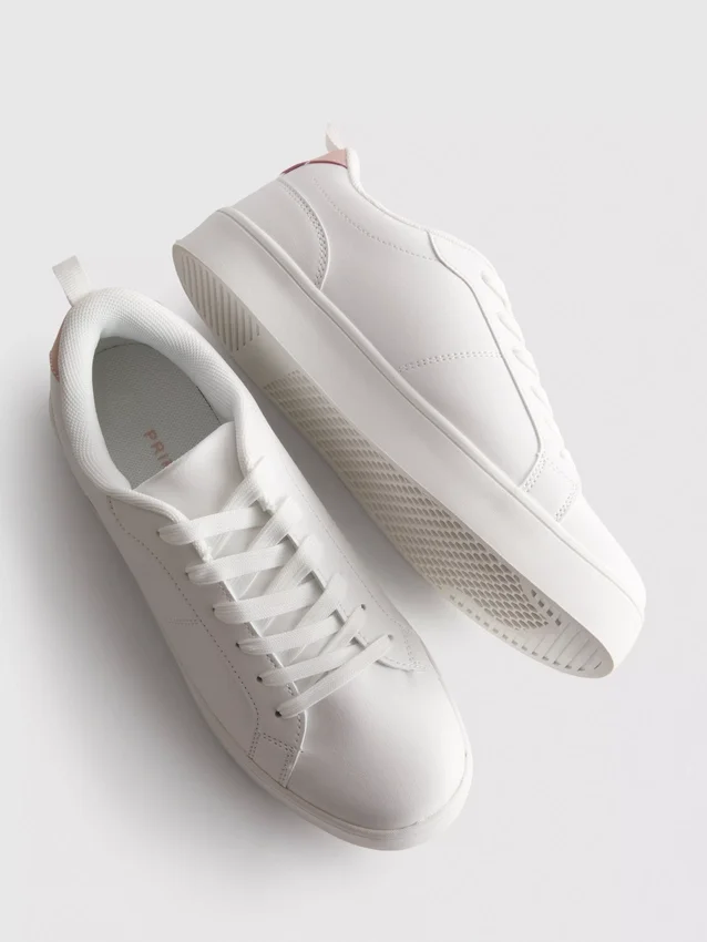 Klassieke lage sneakers